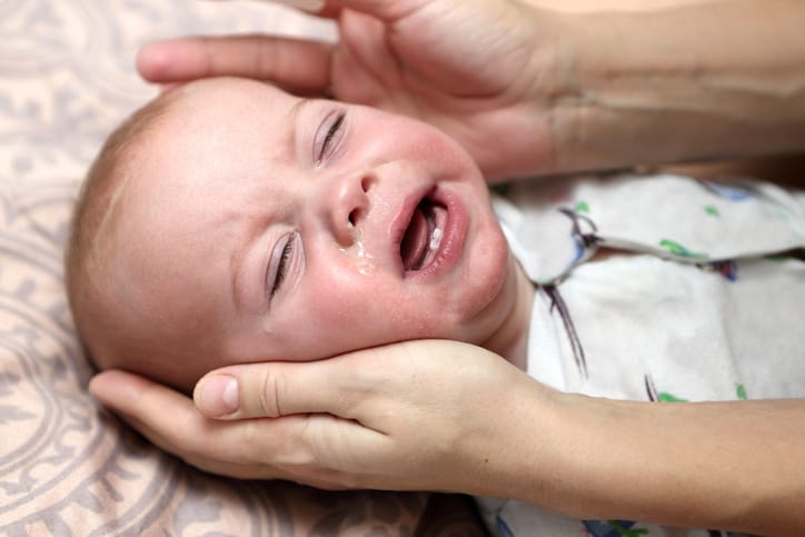 Désencombrer le nez de votre bébé d’un mois